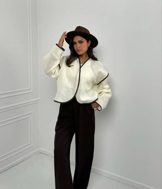 Contrast-Edge Cropped Blouse